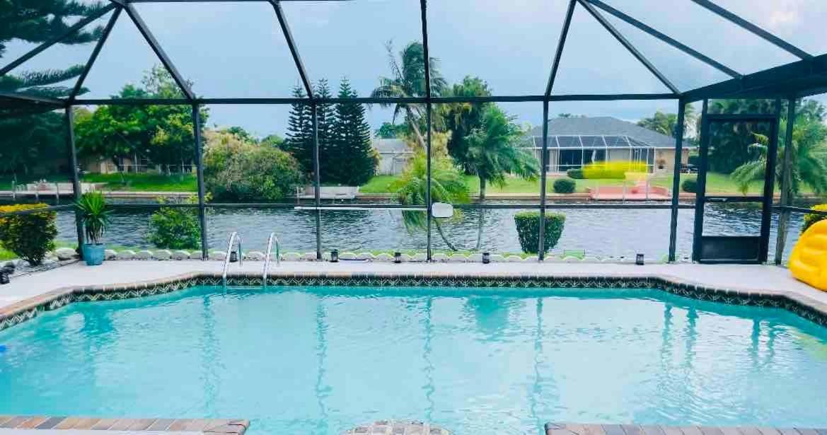 Вилла Hidden Secret Waterfront Retreat Кейп-Корал Экстерьер фото