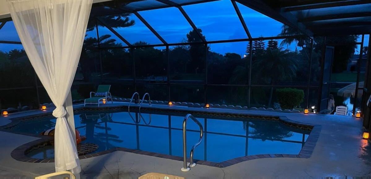 Вилла Hidden Secret Waterfront Retreat Кейп-Корал Экстерьер фото
